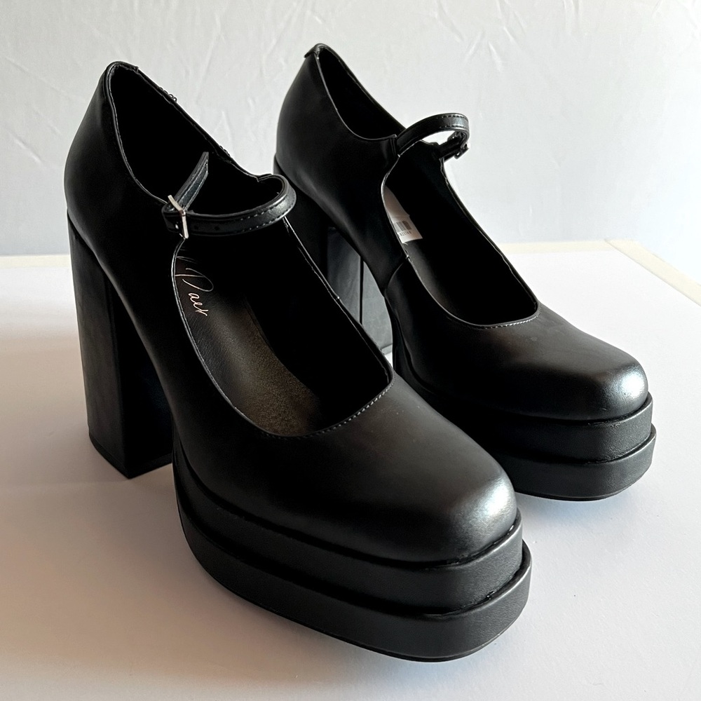 Platform Mary Jane Shoes